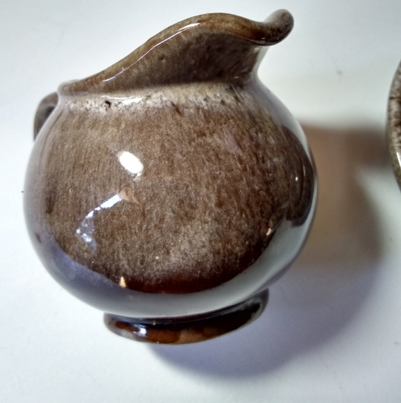 Artisan Craftsmanship | Mini Saucer & Pitcher Set - Picture 8 of 16